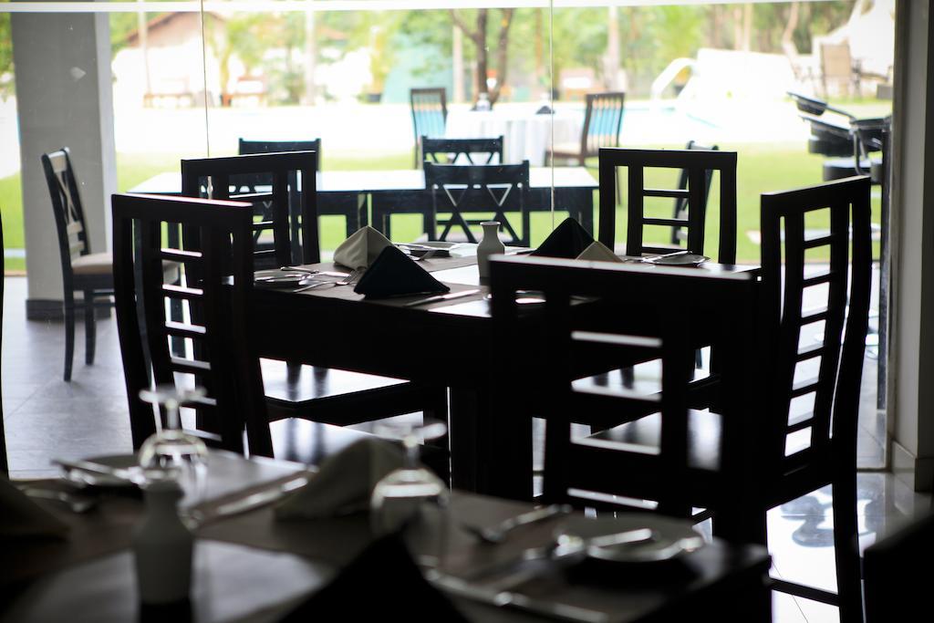 Lavendish Okrin Hotel กตรคาม ภายนอก รูปภาพ