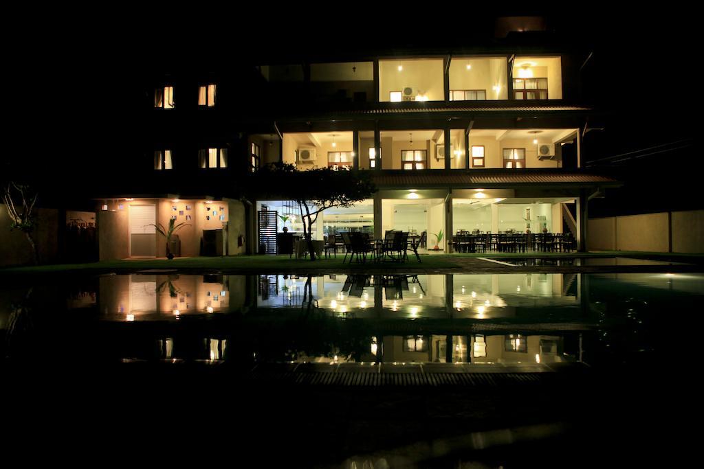 Lavendish Okrin Hotel กตรคาม ภายนอก รูปภาพ