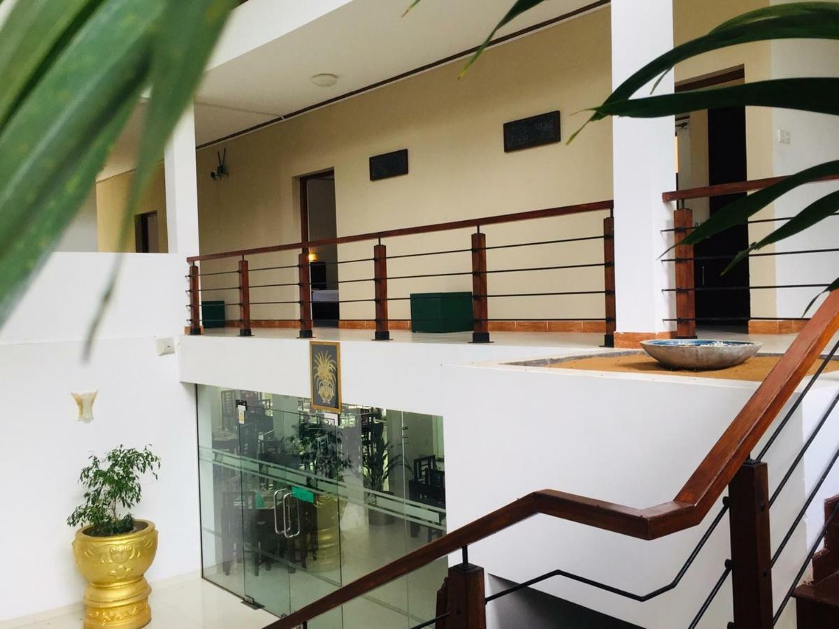 Lavendish Okrin Hotel กตรคาม ภายนอก รูปภาพ